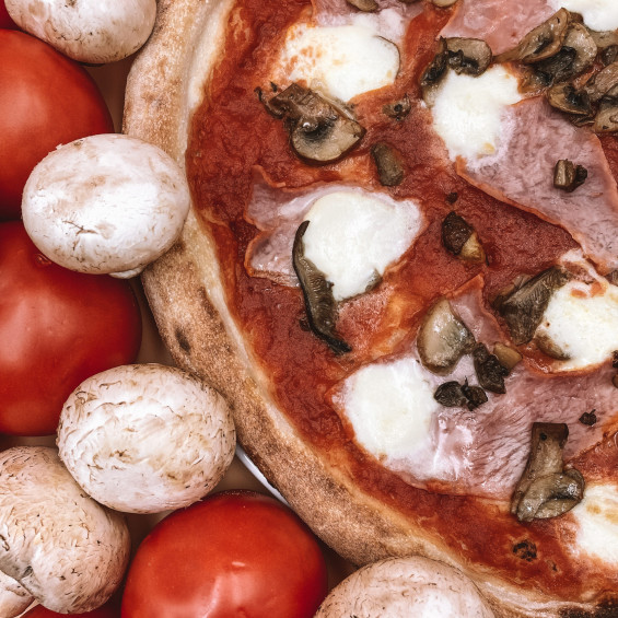 Prosciutto funghi